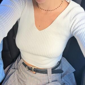 Brandy-melville Women's White and Cream Jumper